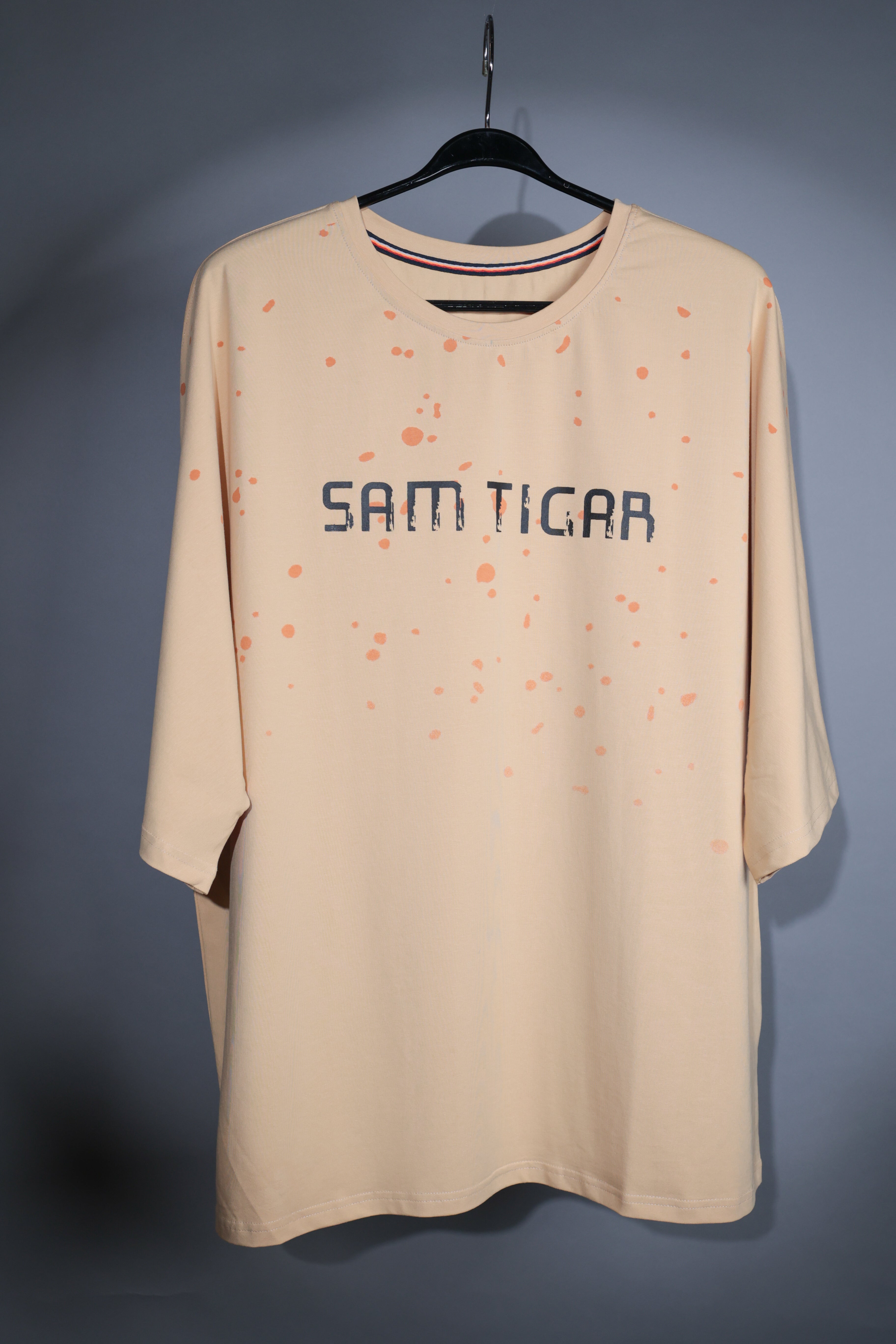 Jungle's Gentle Giant - Mighty